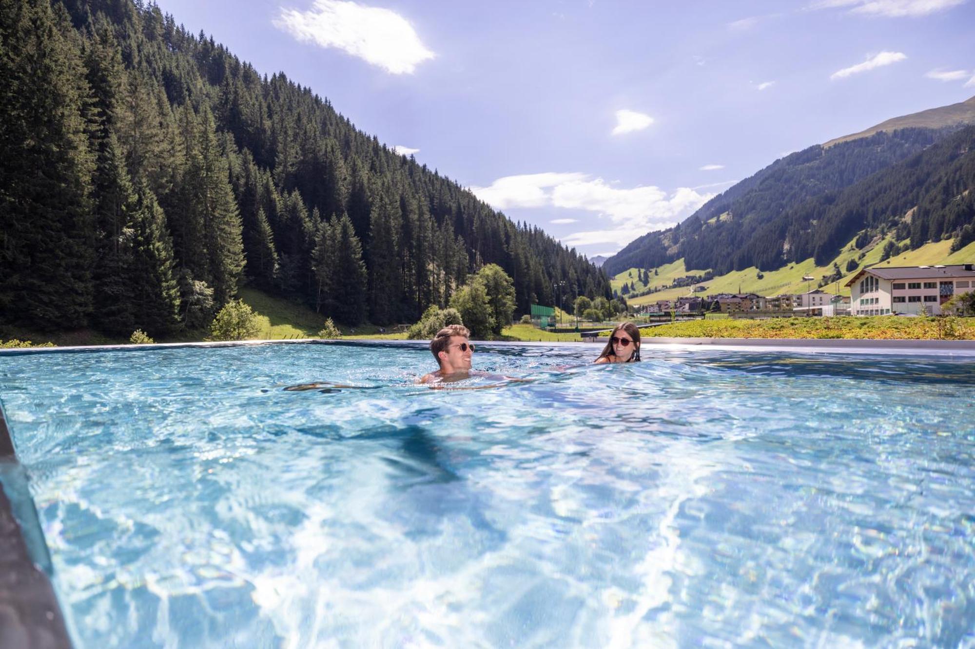Natur- & Wanderhotel Tuxertal Exterior foto